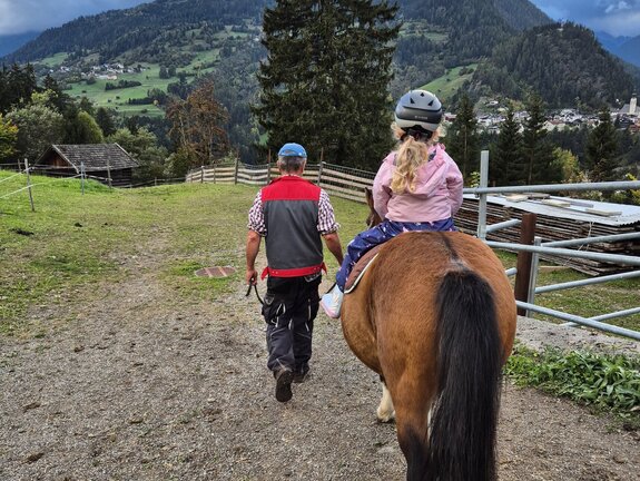 Ponyreiten Ponyreiten